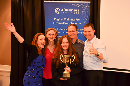 Anner family win E-Business Graduates Of The Year For Online Entrepreneurship